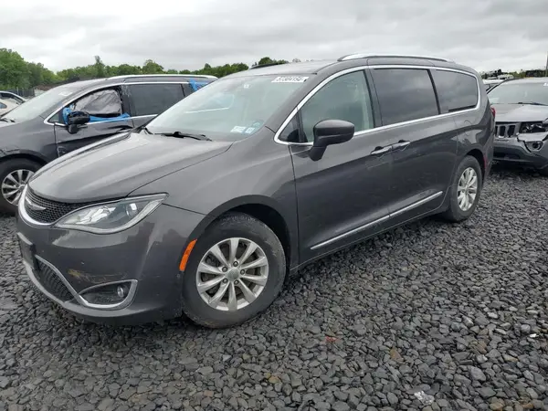 2C4RC1BGXKR528815 2019 CHRYSLER PACIFICA - Image 1