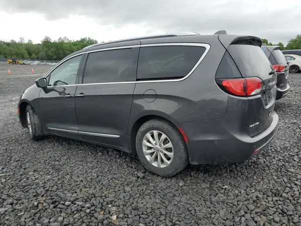 2C4RC1BGXKR528815 2019 CHRYSLER PACIFICA - Image 2