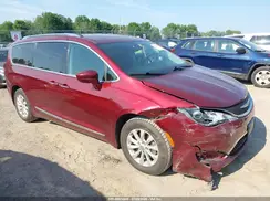 2C4RC1BGXKR547865 2019 CHRYSLER PACIFICA