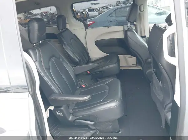 2C4RC1BGXKR561510 2019 CHRYSLER PACIFICA - Image 8