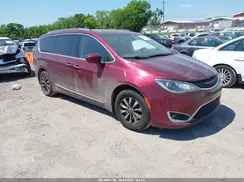 2C4RC1BGXKR581370 2019 CHRYSLER PACIFICA