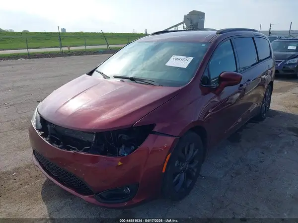 2C4RC1BGXKR583636 2019 CHRYSLER PACIFICA - Image 2