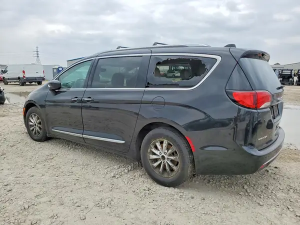 2C4RC1BGXKR592837 2019 CHRYSLER PACIFICA - Image 2