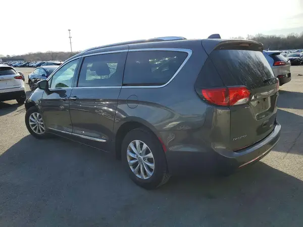 2C4RC1BGXKR603402 2019 CHRYSLER PACIFICA - Image 2