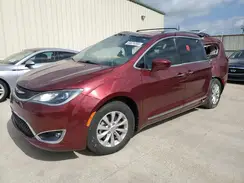 2C4RC1BGXKR613007 2019 CHRYSLER PACIFICA