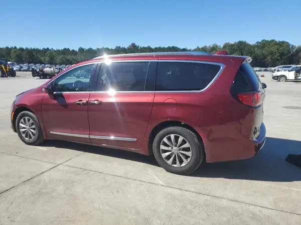 2C4RC1BGXKR613413 2019 CHRYSLER PACIFICA - Image 2