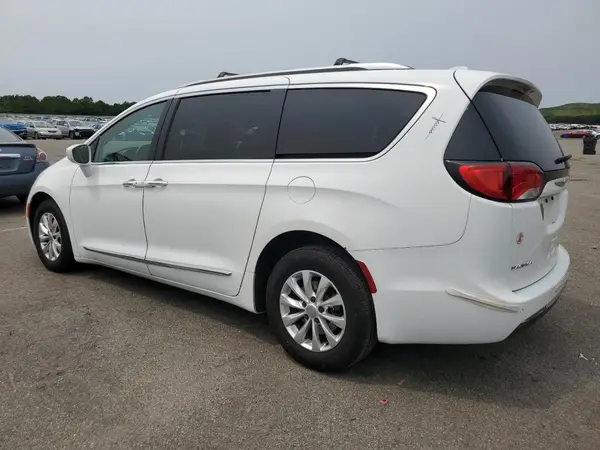 2C4RC1BGXKR625285 2019 CHRYSLER PACIFICA - Image 2
