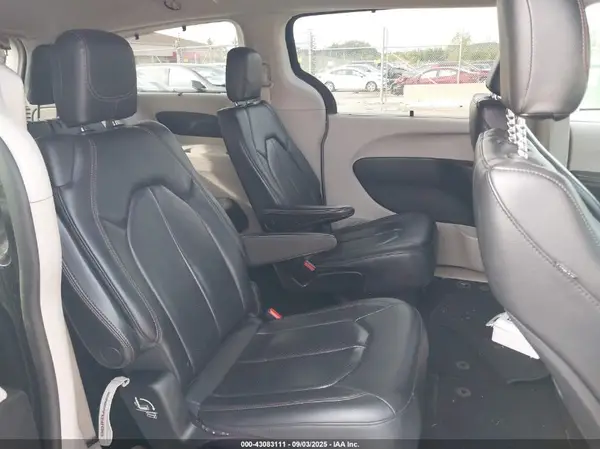 2C4RC1BGXKR625755 2019 CHRYSLER PACIFICA - Image 8