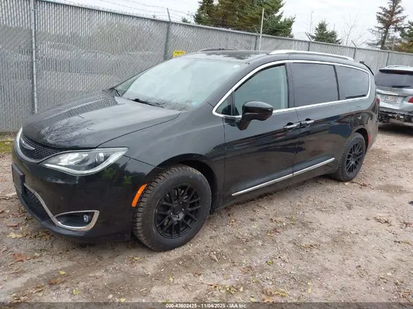2C4RC1BGXKR626470 2019 CHRYSLER PACIFICA - Image 2