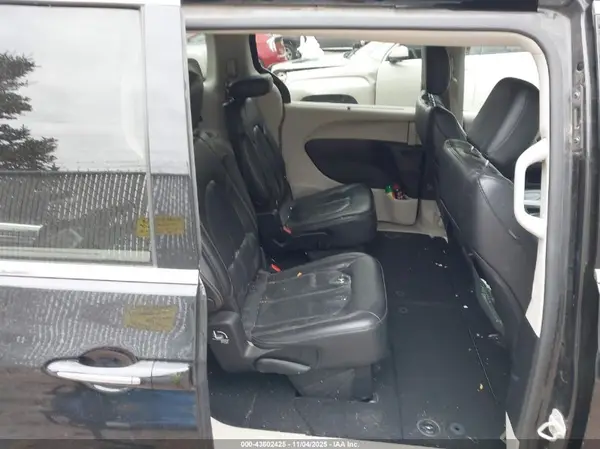 2C4RC1BGXKR626470 2019 CHRYSLER PACIFICA - Image 8