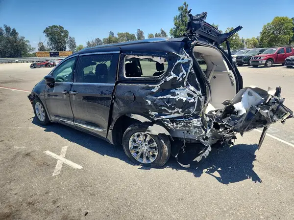 2C4RC1BGXKR665463 2019 CHRYSLER PACIFICA - Image 2