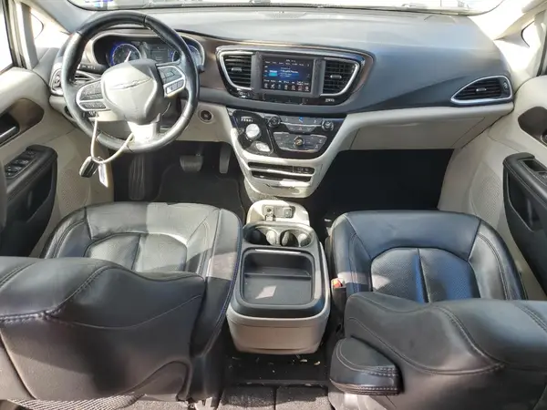 2C4RC1BGXKR665494 2019 CHRYSLER PACIFICA - Image 8