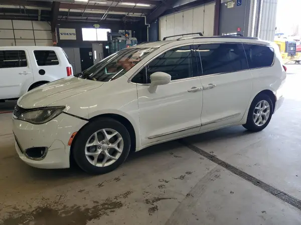 2C4RC1BGXKR666001 2019 CHRYSLER PACIFICA - Image 1