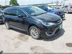 2C4RC1BGXKR703516 2019 CHRYSLER PACIFICA