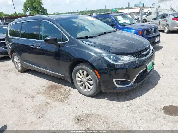 2C4RC1BGXKR703516 2019 CHRYSLER PACIFICA - Image 1