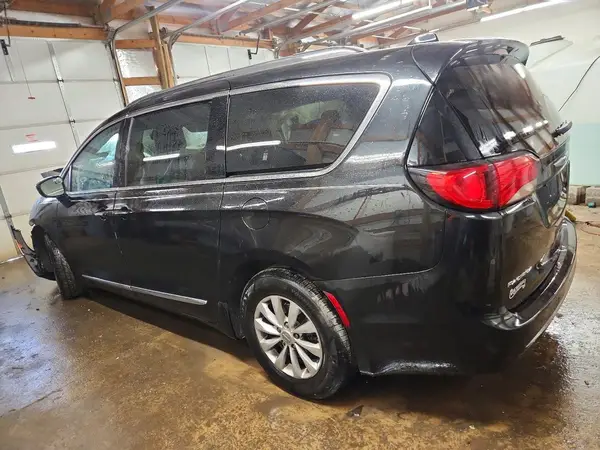 2C4RC1BGXKR730179 2019 CHRYSLER PACIFICA - Image 2