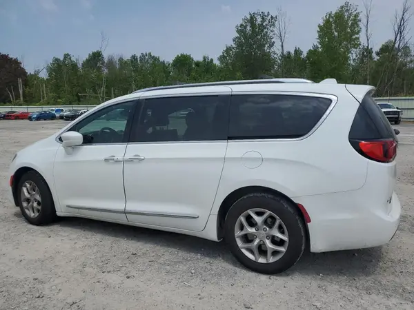 2C4RC1BGXKR746818 2019 CHRYSLER PACIFICA - Image 2