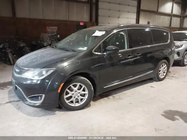 2C4RC1BGXLR103631 2020 CHRYSLER PACIFICA - Image 2