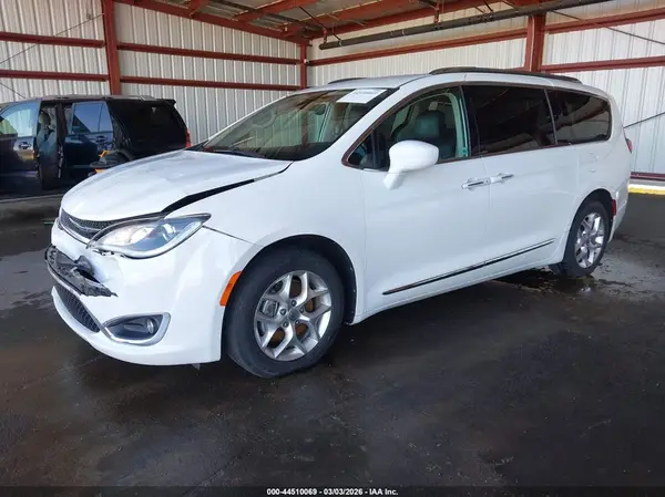 2C4RC1BGXLR116072 2020 CHRYSLER PACIFICA - Image 2