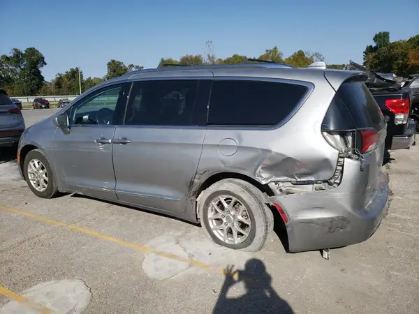 2C4RC1BGXLR130697 2020 CHRYSLER PACIFICA - Image 2