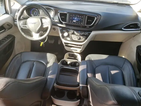 2C4RC1BGXLR130697 2020 CHRYSLER PACIFICA - Image 8