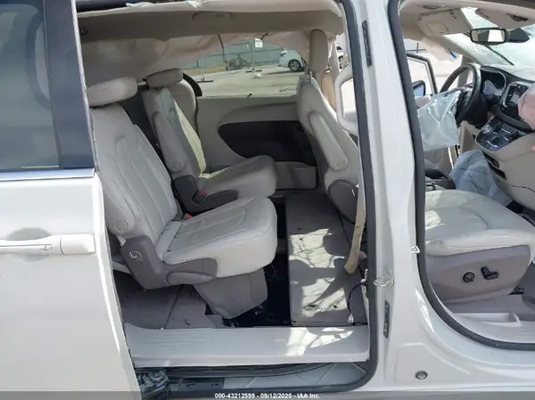 2C4RC1BGXLR132482 2020 CHRYSLER PACIFICA - Image 8