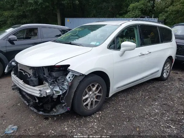 2C4RC1BGXLR142994 2020 CHRYSLER PACIFICA - Image 2