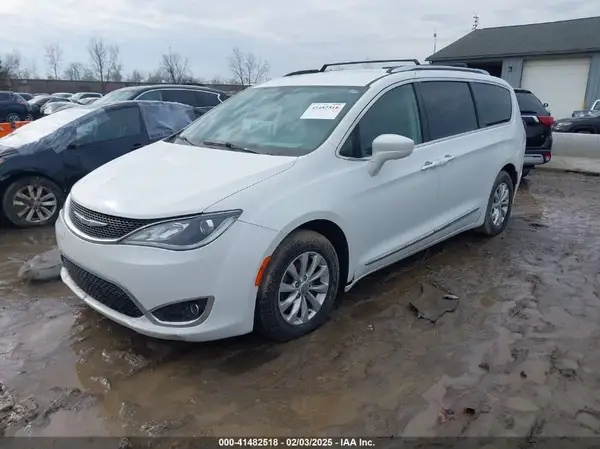 2C4RC1BGXLR176742 2020 CHRYSLER PACIFICA - Image 2