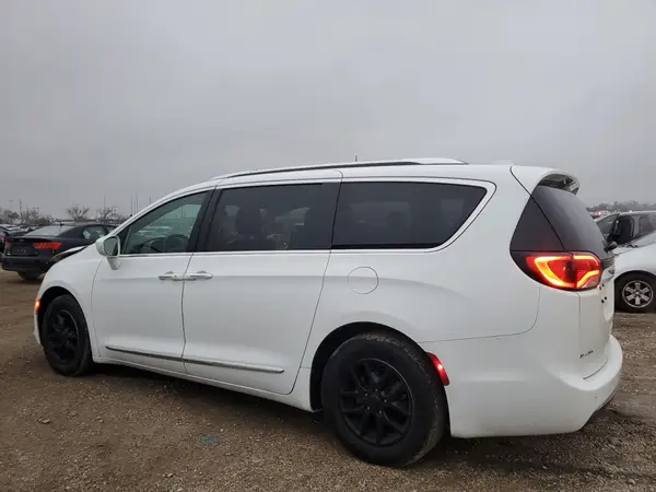 2C4RC1BGXLR182928 2020 CHRYSLER PACIFICA - Image 2