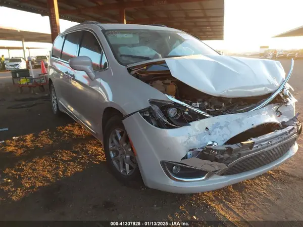 2C4RC1BGXLR204880 2020 CHRYSLER PACIFICA - Image 1