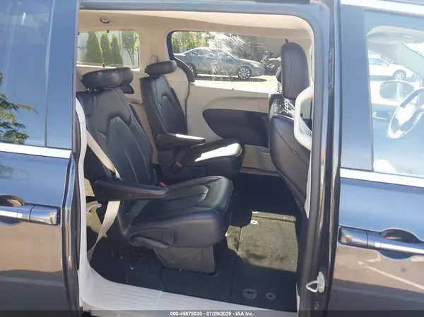 2C4RC1BGXLR283967 2020 CHRYSLER PACIFICA - Image 8