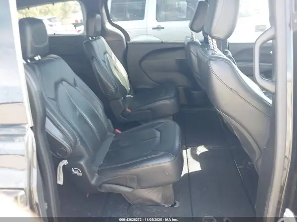 2C4RC1BGXMR506977 2021 CHRYSLER PACIFICA - Image 8