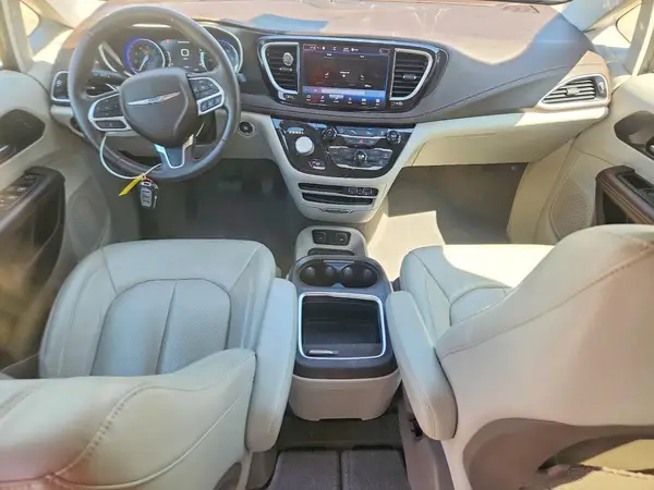 2C4RC1BGXMR574079 2021 CHRYSLER PACIFICA - Image 8