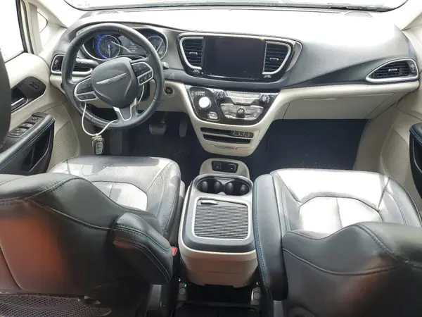 2C4RC1BGXMR597667 2021 CHRYSLER PACIFICA - Image 8