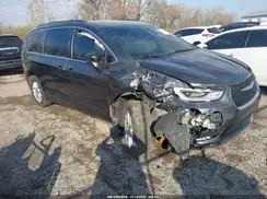 2C4RC1BGXNR118035 2022 CHRYSLER PACIFICA