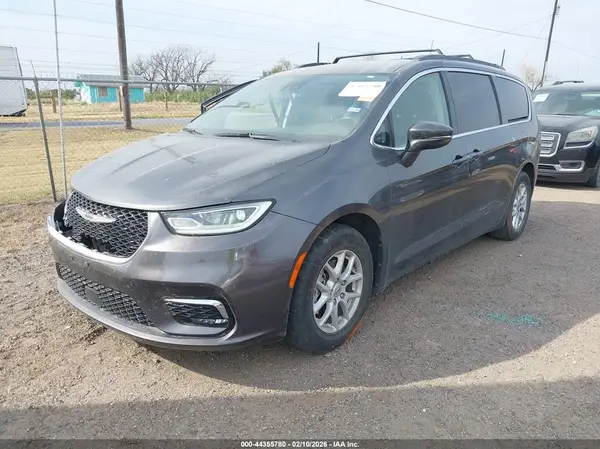 2C4RC1BGXNR132811 2022 CHRYSLER PACIFICA - Image 2