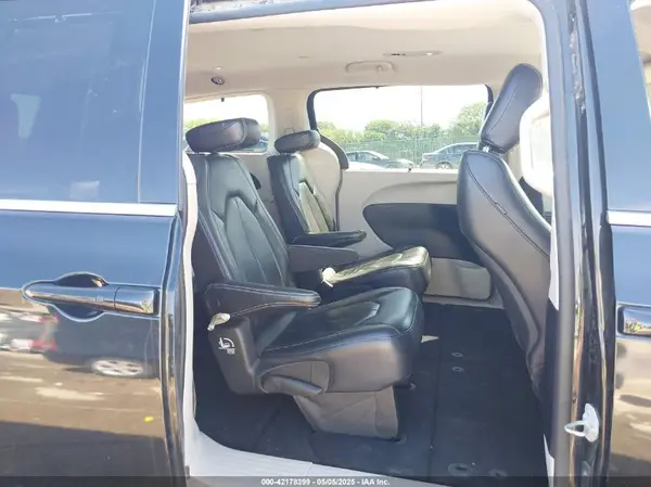 2C4RC1BGXNR142495 2022 CHRYSLER PACIFICA - Image 8