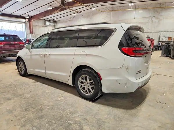 2C4RC1BGXNR193415 2022 CHRYSLER PACIFICA - Image 2