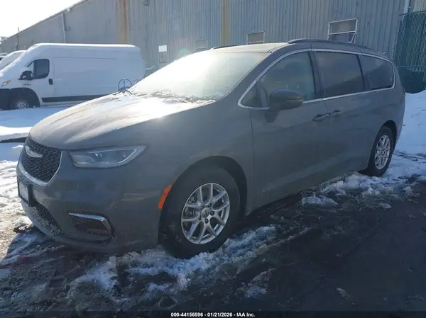 2C4RC1BGXNR215302 2022 CHRYSLER PACIFICA - Image 2