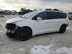 2C4RC1BGXNR225814 2022 CHRYSLER PACIFICA