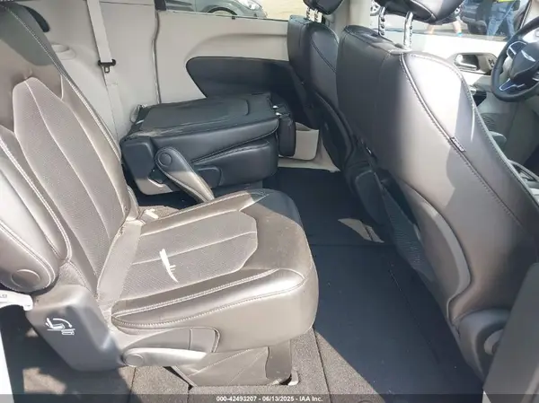 2C4RC1BGXPR509365 2023 CHRYSLER PACIFICA - Image 8