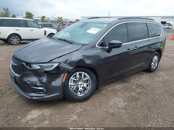 2C4RC1BGXPR514694 2023 CHRYSLER PACIFICA - Image 2