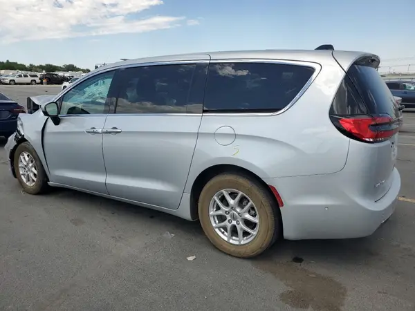 2C4RC1BGXPR526991 2023 CHRYSLER PACIFICA - Image 2