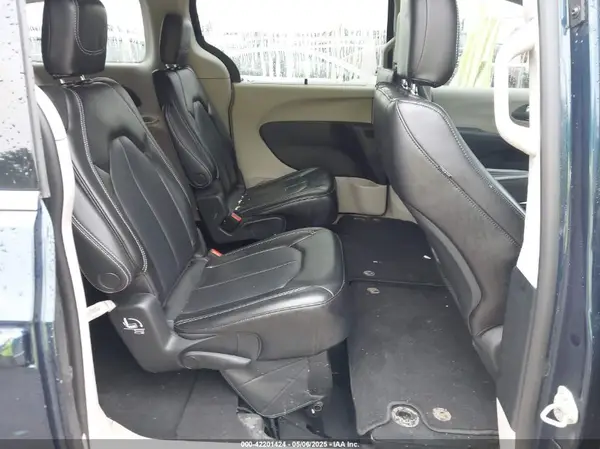 2C4RC1BGXPR536596 2023 CHRYSLER PACIFICA - Image 8