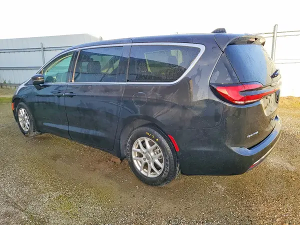 2C4RC1BGXPR571588 2023 CHRYSLER PACIFICA - Image 2