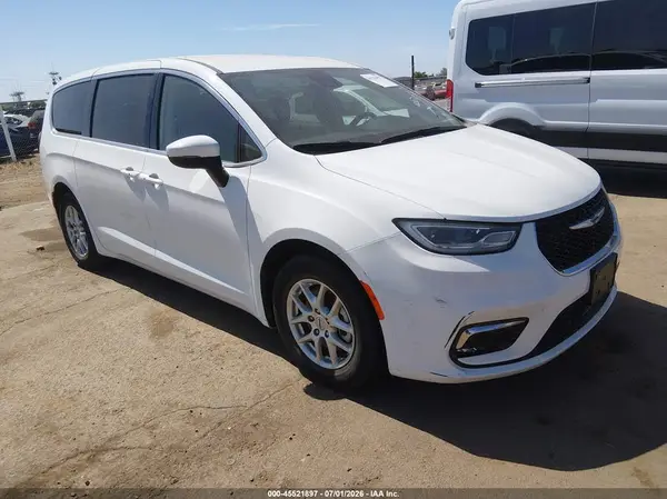2C4RC1BGXPR571879 2023 CHRYSLER PACIFICA - Image 1