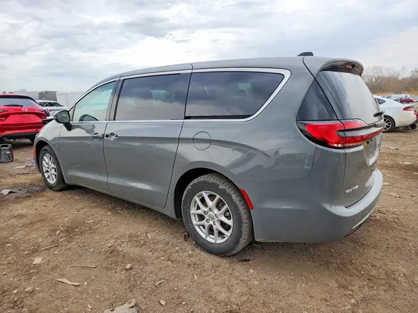2C4RC1BGXPR597074 2023 CHRYSLER PACIFICA - Image 2