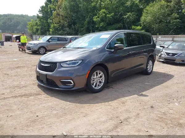 2C4RC1BGXPR601141 2023 CHRYSLER PACIFICA - Image 2