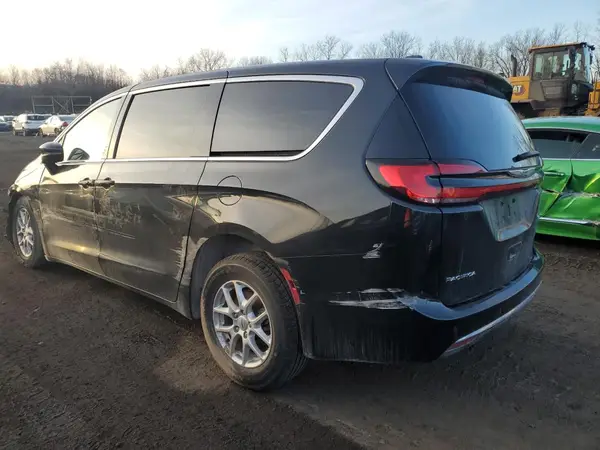 2C4RC1BGXPR613158 2023 CHRYSLER PACIFICA - Image 2