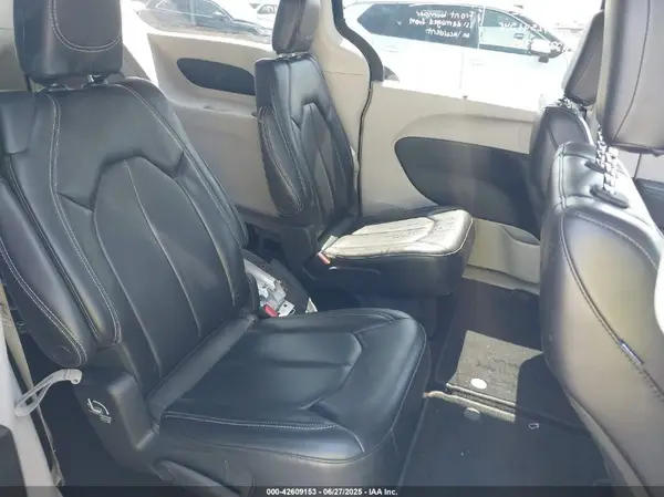2C4RC1BGXPR613368 2023 CHRYSLER PACIFICA - Image 8